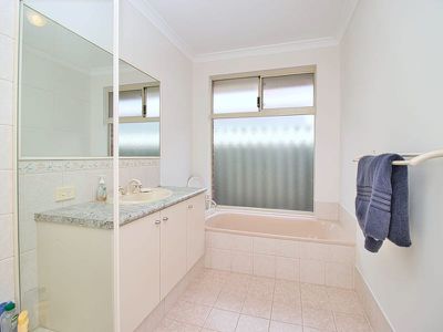 5 Ashland Crescent , Port Kennedy