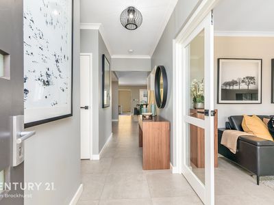 25 Pantheon Avenue, North Coogee