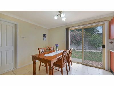 105 Oak Crescent, Narromine