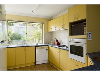 16 Burgess Drive, Tewantin