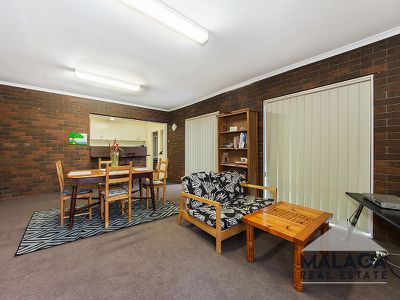 71 Dinah Parade, Keilor East