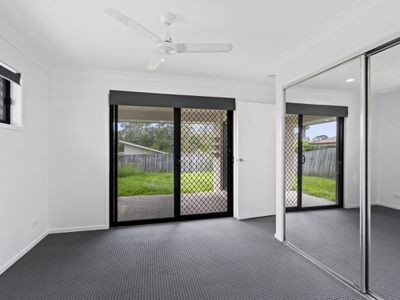9 Wyndham Cct, Holmview