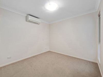 4/54 Yamboyna Street, Manly