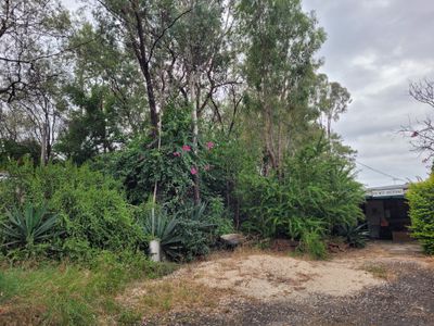 26 Sunrise Rd,, Sapphire Central