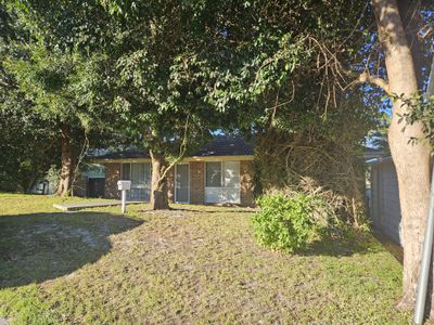 8 Crawley Avenue, Lemon Tree Passage