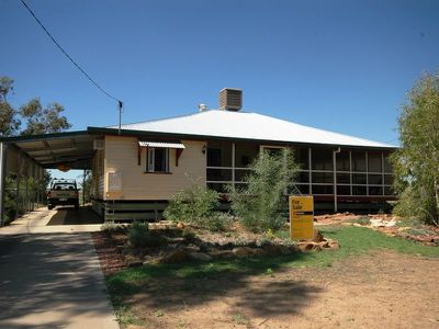82 Gull street, Longreach