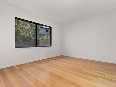 27 Hurlingham Road, South Perth