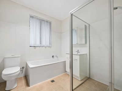 1 / 18 Southbar Road, Karabar