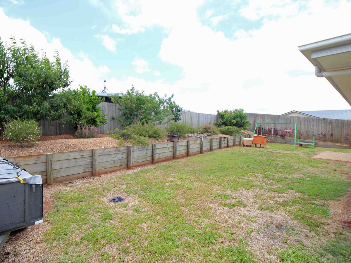 14 Carnation Street, Atherton