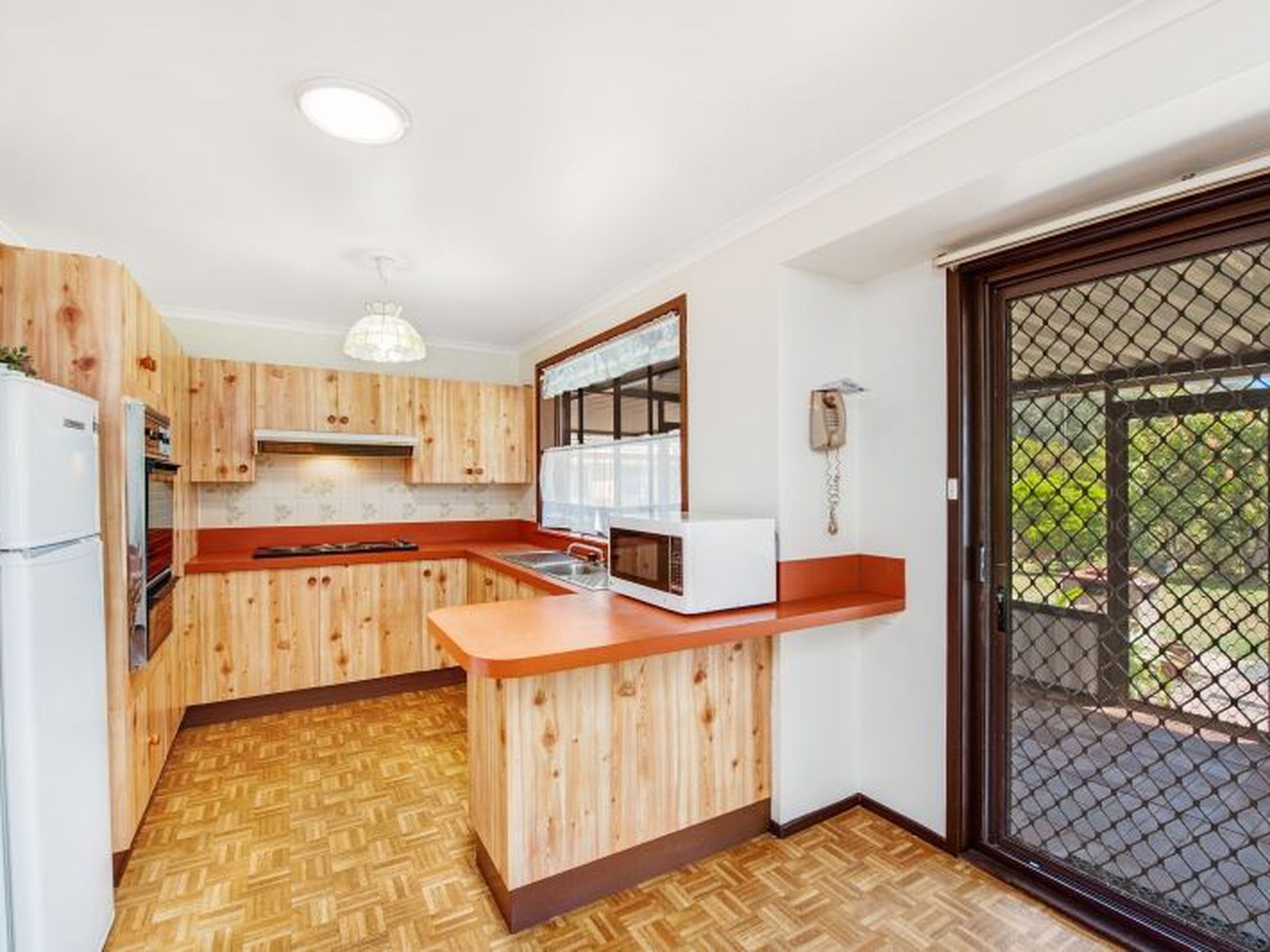 81 Cornfield Parade, Fishermans Paradise