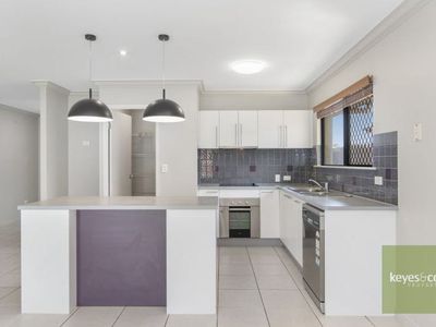 34 Sea Eagle Circuit, Douglas