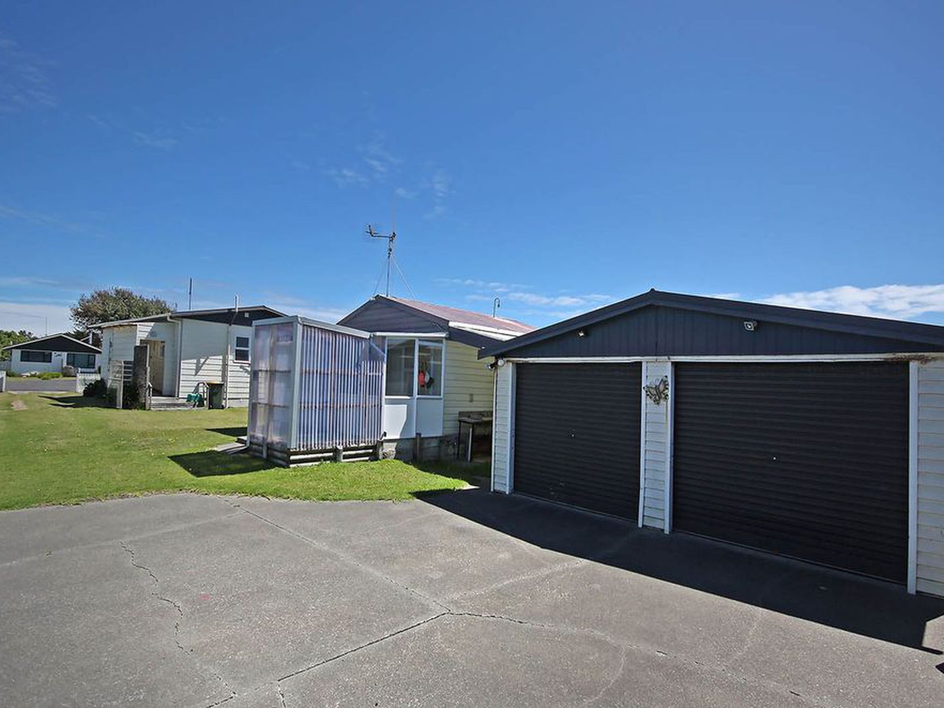 8 Hart Street, Foxton Beach
