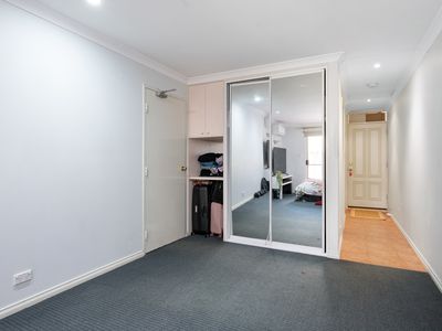 29 / 4 Ochiltree Street, Somerville