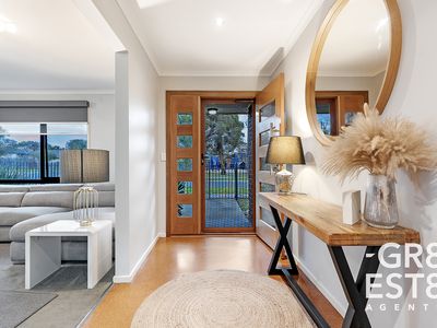 11 Roberts Road, Cranbourne