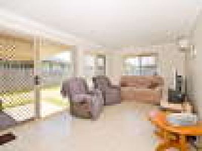 5 Shields Court, Morayfield