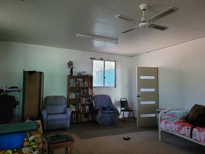 4 ROBINSONS ROAD, Rubyvale