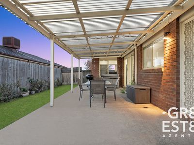 13 Bookham Way, Cranbourne West