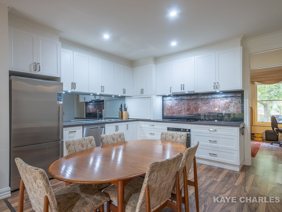 6 / 1719 Palmerston Street, Berwick Kaye Charles Real Estate