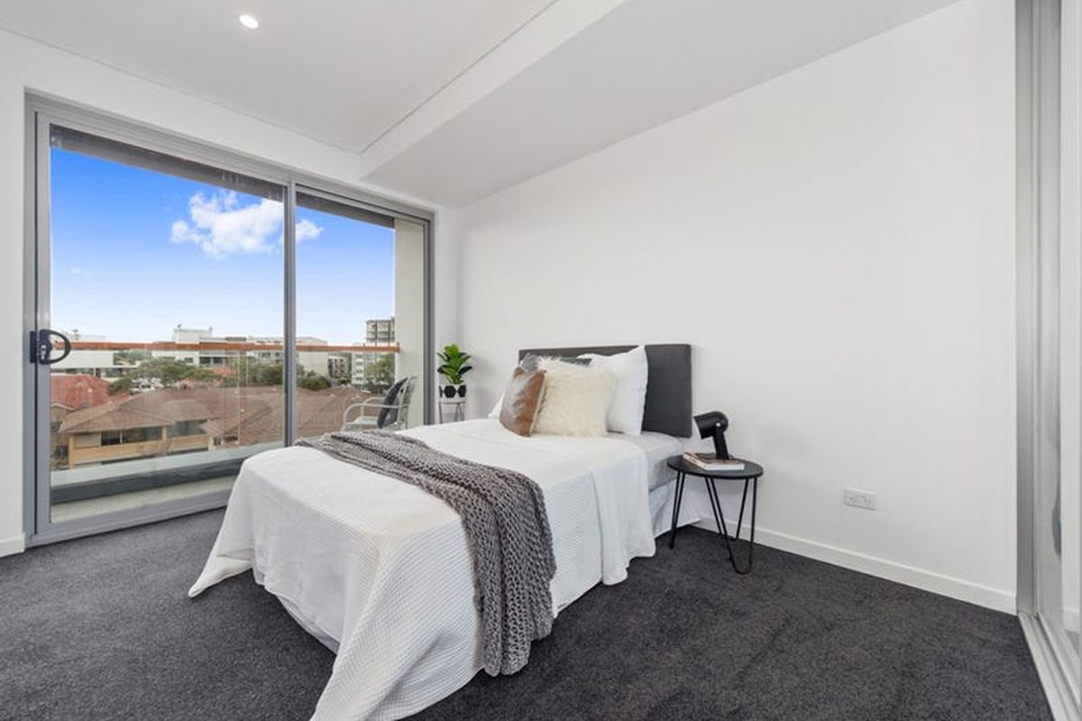 401 / 19-23 Short Street, Homebush