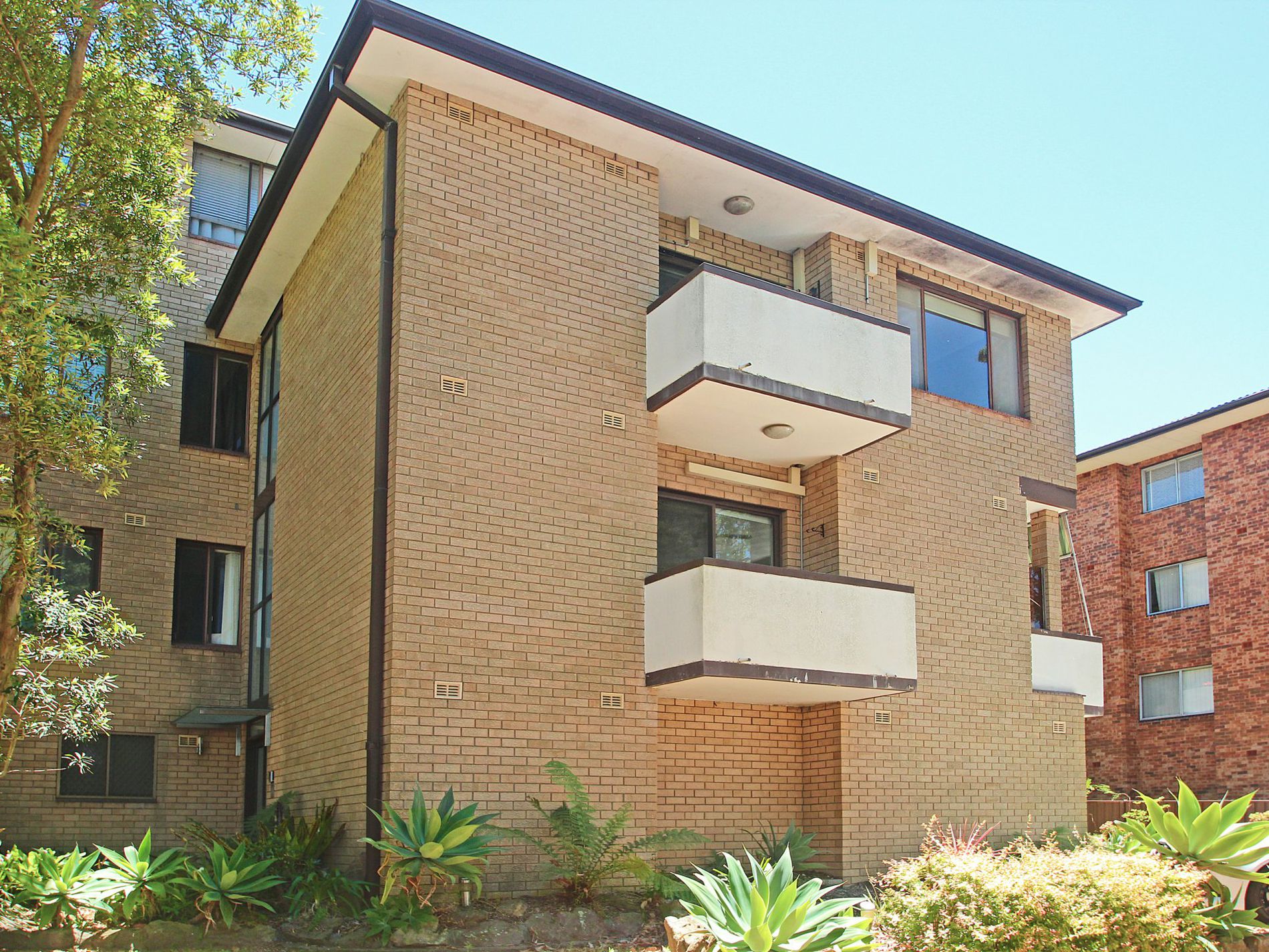10 / 9-11 Nielson Avenue, Carlton