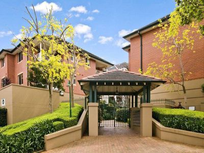 52 / 40 Rosalind Street, Cammeray