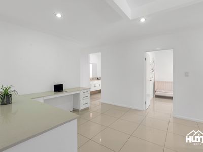 16 Conway Close, Bentley Park