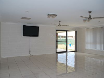 24 Holmwood Drive, Dubbo