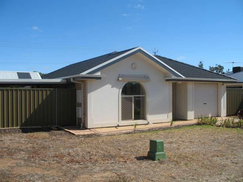 13 Dartmouth Street, Davoren Park