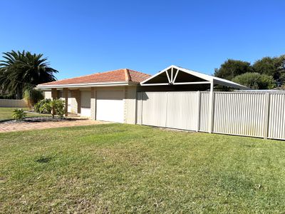 6 Chidley Place, Rockingham