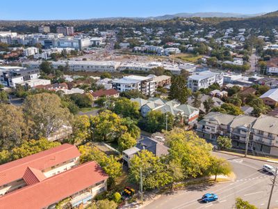 35 Swann Road & 4 Clarence Road, Taringa