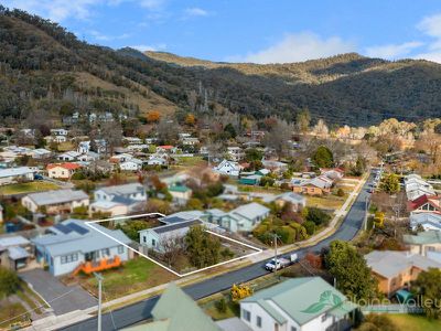 16 Beauty Avenue, Mount Beauty