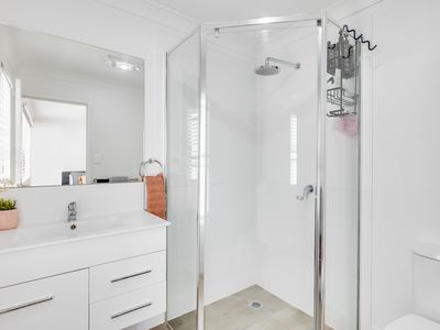 7 / 319a Bridge Street, Newtown