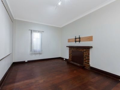 18 Wisbey Street, Carey Park