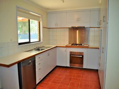 37 Huon-kiewa Road, Tangambalanga