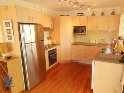 25 Whitfield Avenue, Springwood