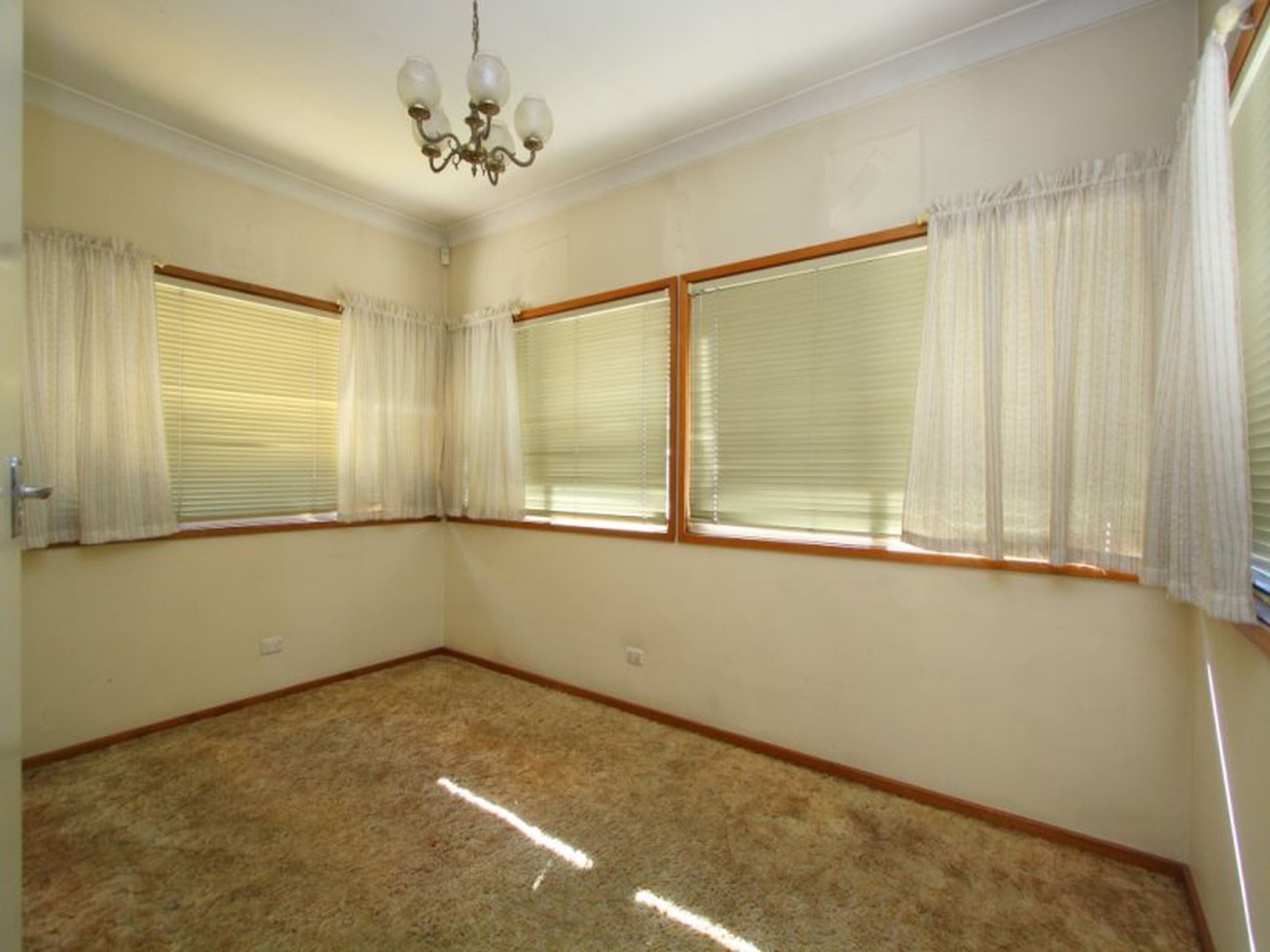 17 The Crescent, Yagoona