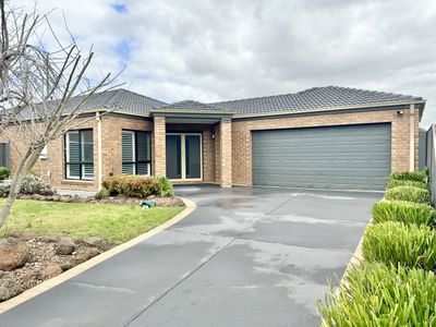 14 Maclarens Close, Wyndham Vale