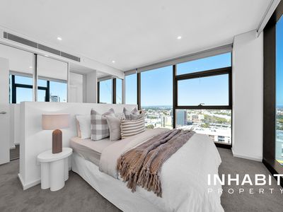 2004 / 105 Stirling Street, Perth