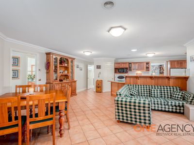 4 Oaklands Drive, Llanarth