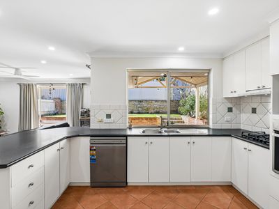 4 Golf View Street, Yokine