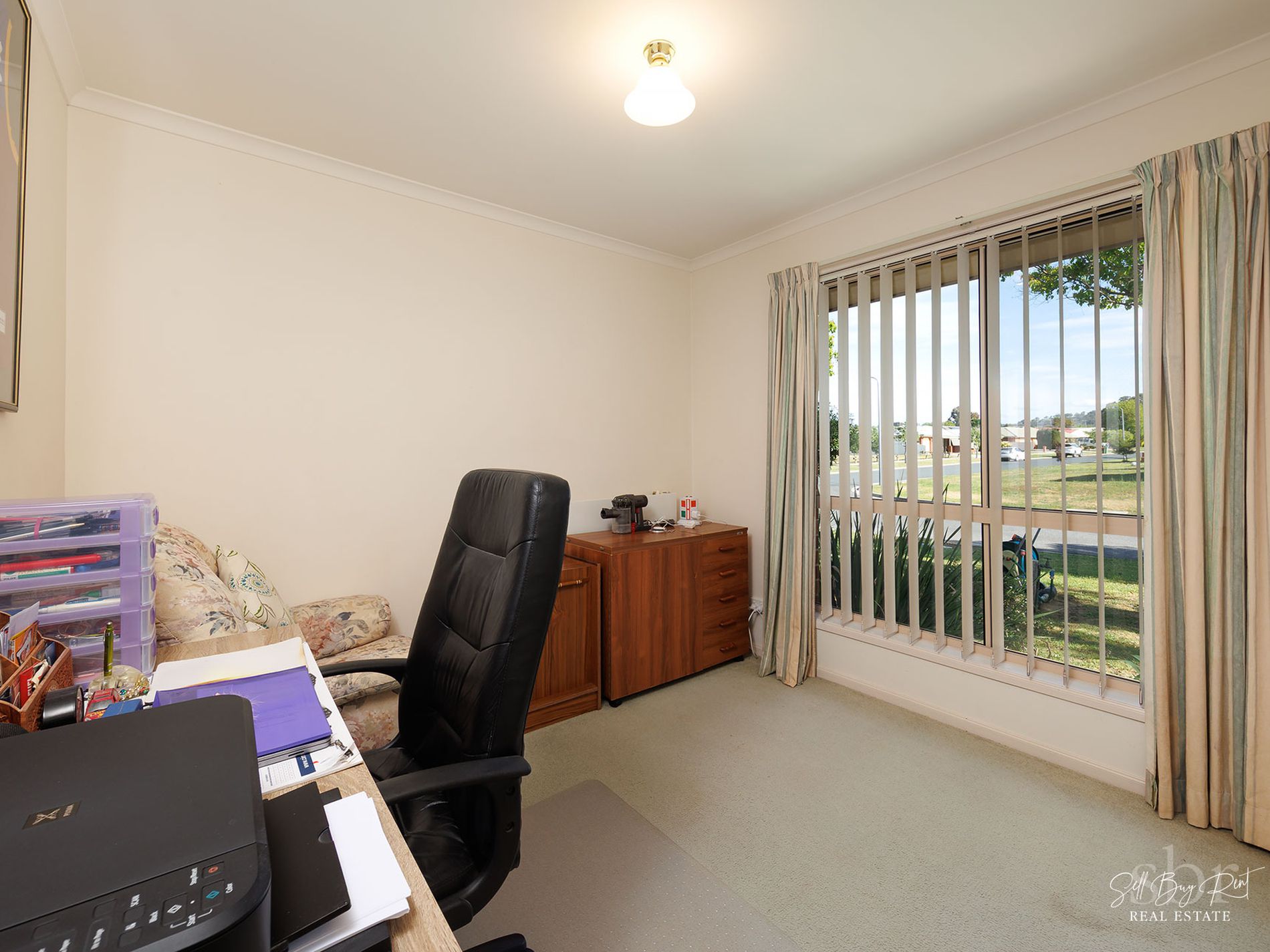 11 CLIFFORD COURT, Wodonga