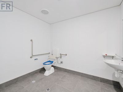 2 / 11 Freight Road, Kenwick