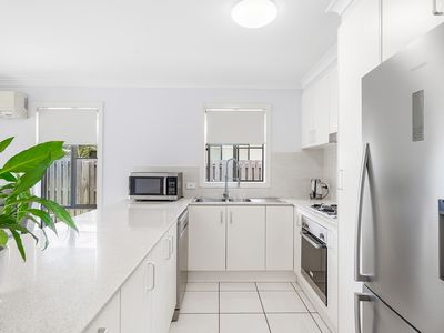 26 Cirrus Way, Coomera