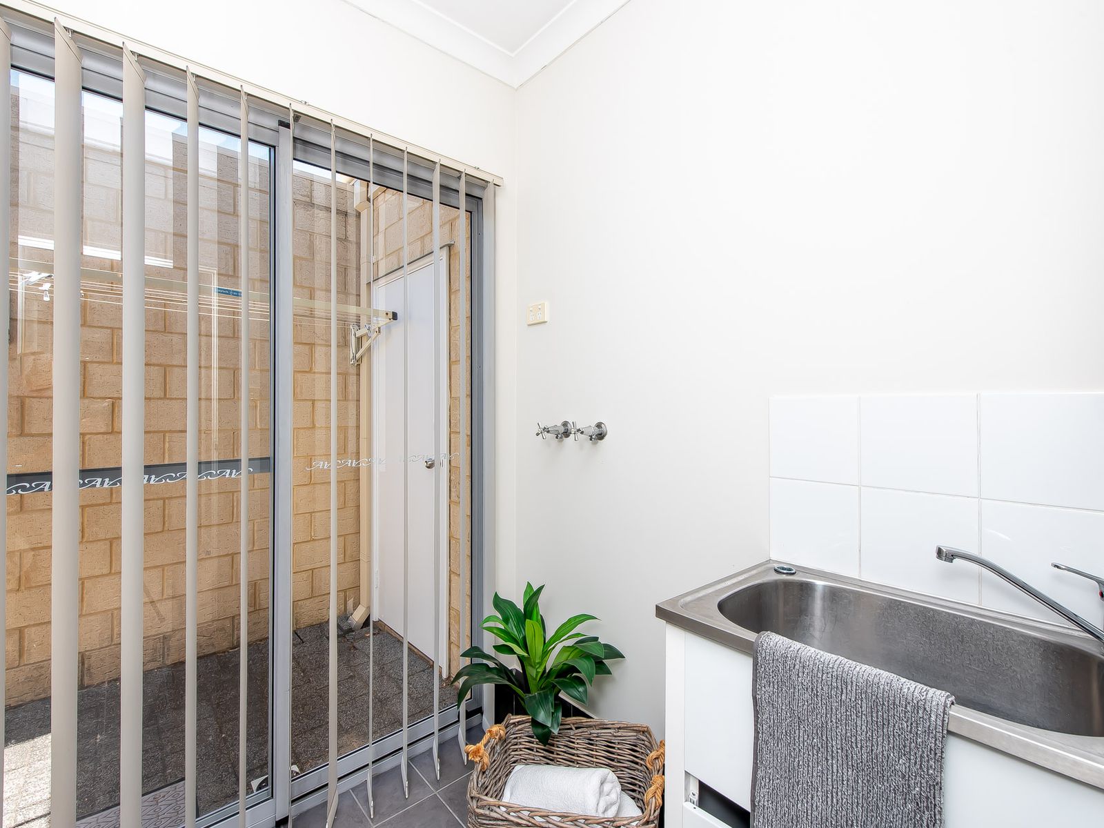 34B Eastdene Circle, Nollamara