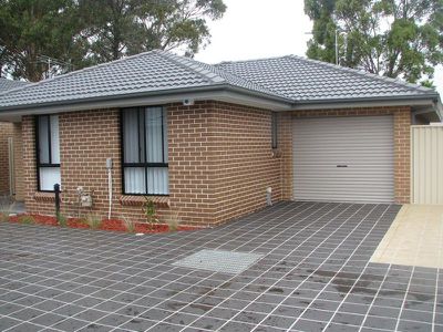 7 / 17 Tungarra Road, Girraween
