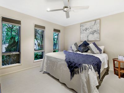 28 Iridium Drive, Hope Island