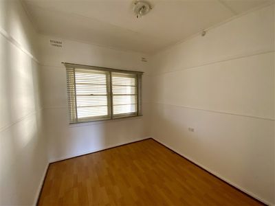 5 Ryan Street, Forbes