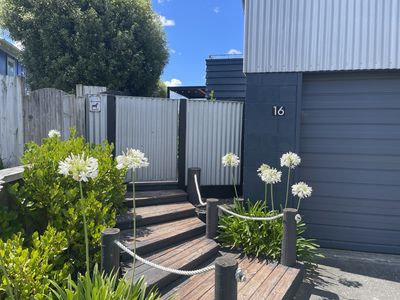 16 Beach Crescent, Waikuku Beach