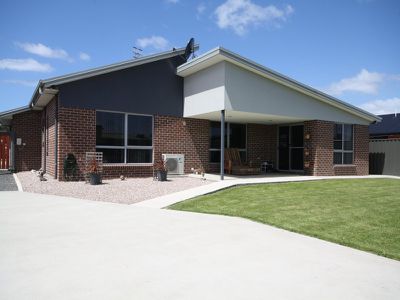 14 Katelyn Drive, Wynyard
