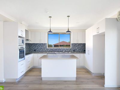 30 Hurry Crescent, Warrawong